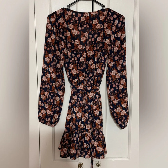 Francesca's Alya Brelynn Ruffle Wrap Dress Navy Blue Pink Floral Flowy - Picture 6 of 7